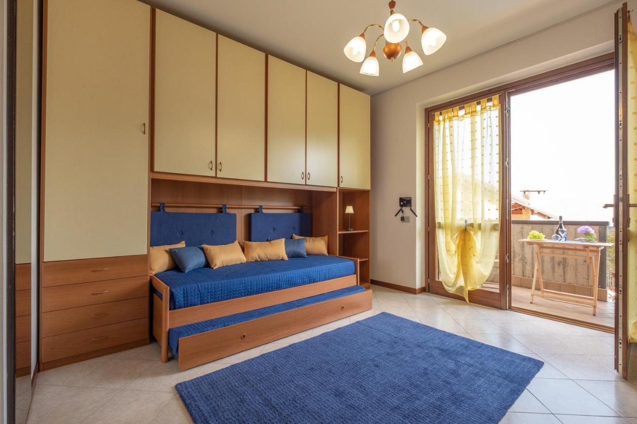 Happy Guest Apartments - Lake Panorama & Pool Riva di Solto Exterior photo